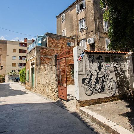 Apartments Karoca Спліт Екстер'єр фото